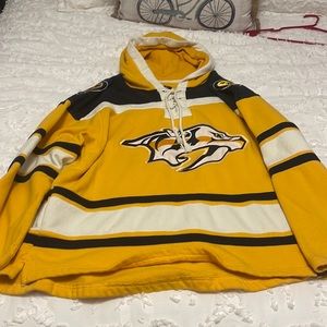 Nashville predators jersey hoodie xl